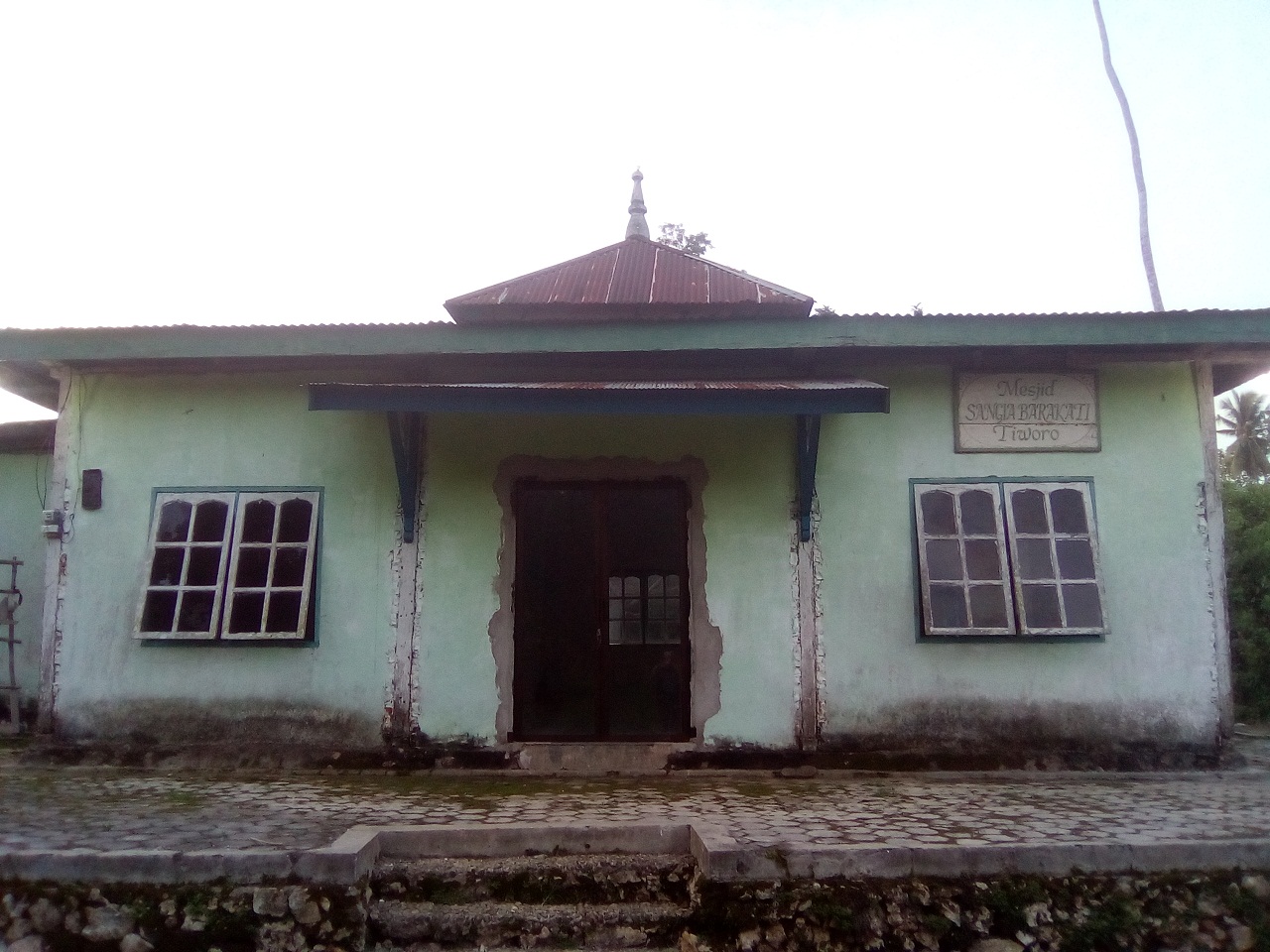 Masjid SANGIA BARAKATI TIWORO