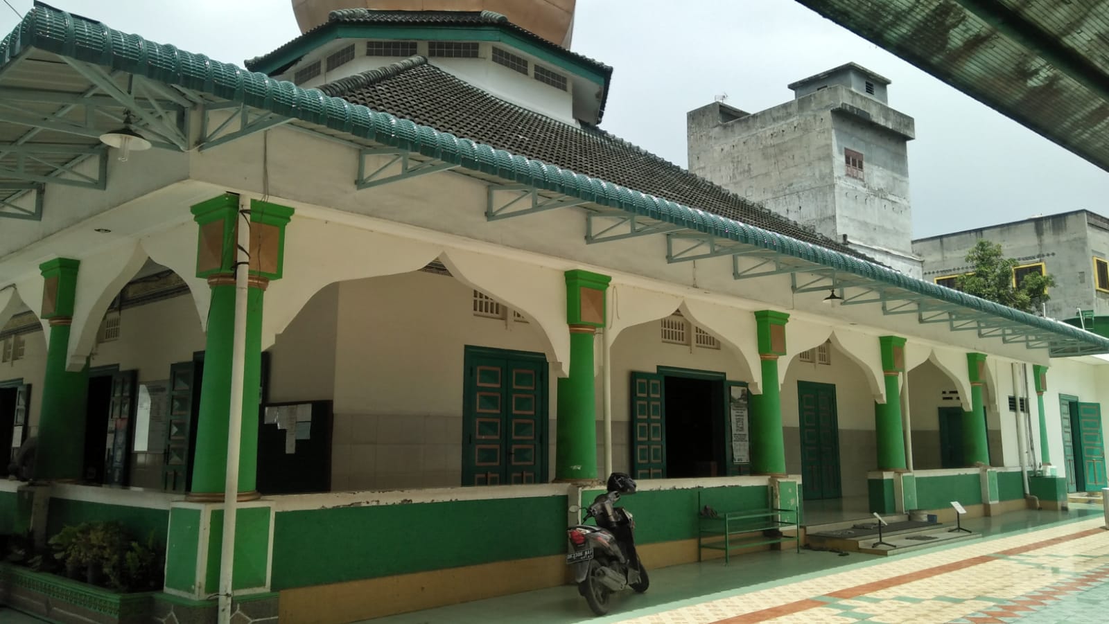 Masjid RAYA NUR ADDIN