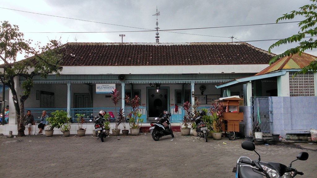 Masjid PAROMOSONO