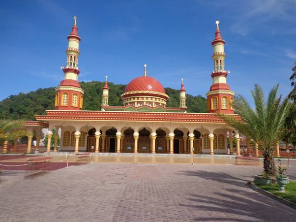 Masjid ISTIQAMAH TAPAKTUAN