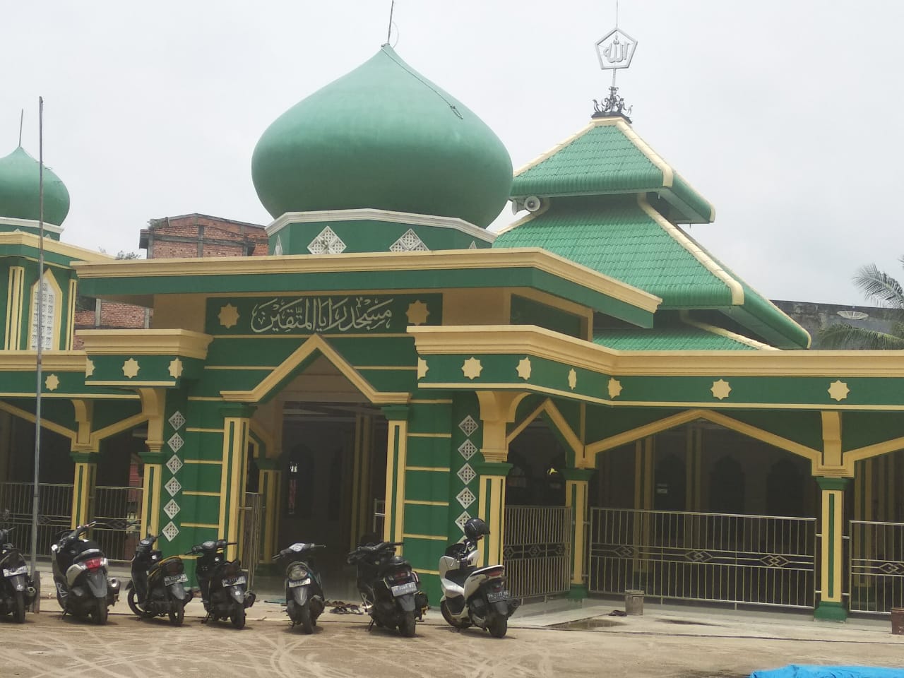 Masjid RAYA SINGKAWANG